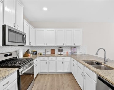 2261 Obsidian Drive - Photo Thumbnail 15