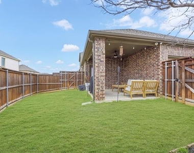 2261 Obsidian Drive - Photo Thumbnail 31