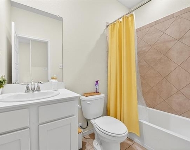 2261 Obsidian Drive - Photo Thumbnail 28