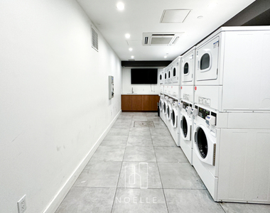 242 Newkirk Avenue - Photo Thumbnail 4