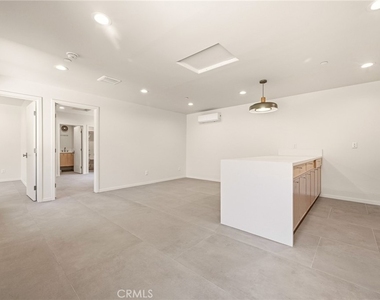 414 Stedman - Photo Thumbnail 6