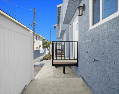 862 W Mines Avenue - Photo Thumbnail 3