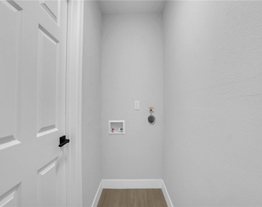 862 W Mines Avenue - Photo Thumbnail 34