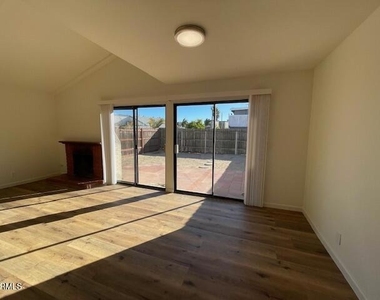 4950 Catamaran Street - Photo Thumbnail 1
