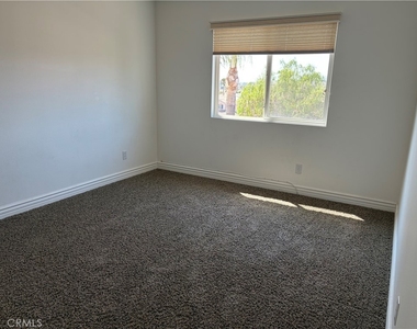 24903 Sunset Vista - Photo Thumbnail 32