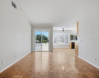 37550 Calle De Companero - Photo Thumbnail 20