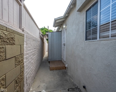 6506 Teesdale Avenue - Photo Thumbnail 14