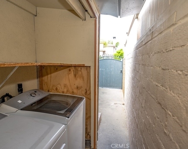 6506 Teesdale Avenue - Photo Thumbnail 15