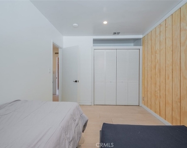 4321 Clear Valley Drive - Photo Thumbnail 24