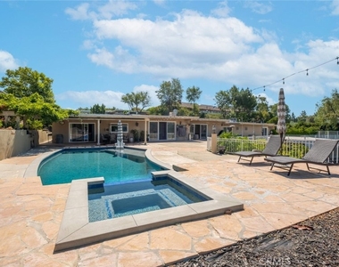 4321 Clear Valley Drive - Photo Thumbnail 51
