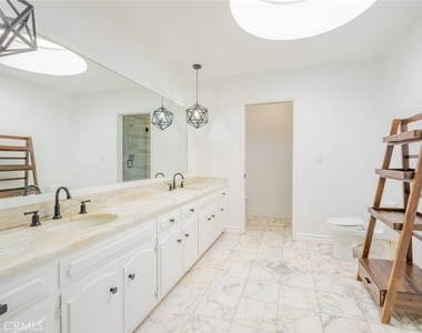 4321 Clear Valley Drive - Photo Thumbnail 48