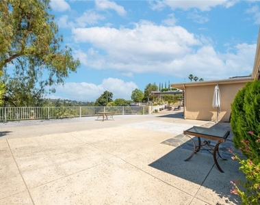 4321 Clear Valley Drive - Photo Thumbnail 60