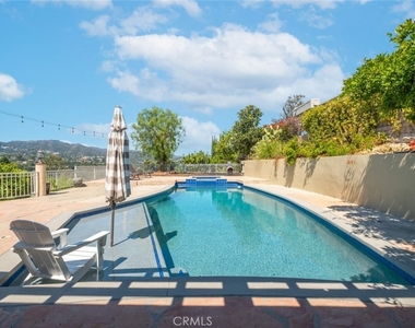 4321 Clear Valley Drive - Photo Thumbnail 54