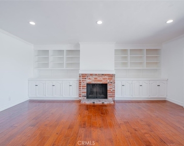 4321 Clear Valley Drive - Photo Thumbnail 43