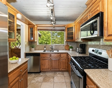 945 N Hospital Road - Photo Thumbnail 9