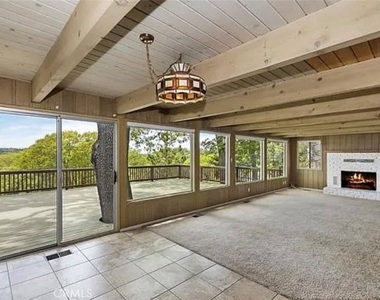 945 N Hospital Road - Photo Thumbnail 5