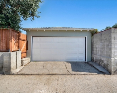 16824 Calahan Street - Photo Thumbnail 26
