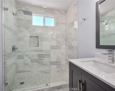 16824 Calahan Street - Photo Thumbnail 15