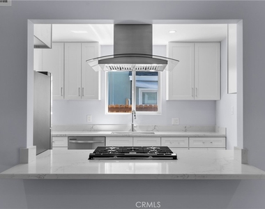 16824 Calahan Street - Photo Thumbnail 7