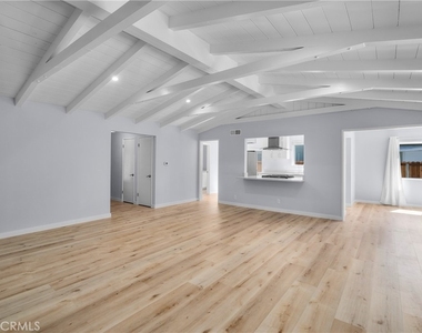 16824 Calahan Street - Photo Thumbnail 6