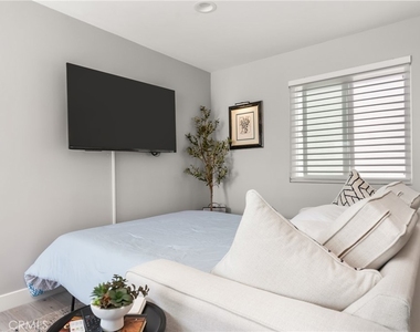 313 Alvarado - Photo Thumbnail 14