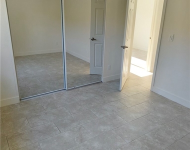 779 E Phillips Boulevard - Photo Thumbnail 2