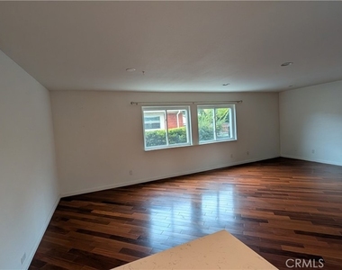 872 Lucile Avenue - Photo Thumbnail 11