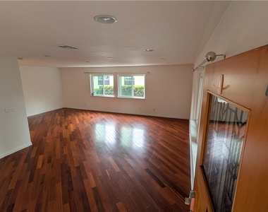 872 Lucile Avenue - Photo Thumbnail 16