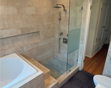 1174 E Ocean Boulevard - Photo Thumbnail 22