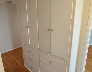 1174 E Ocean Boulevard - Photo Thumbnail 28