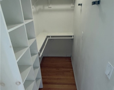 1174 E Ocean Boulevard - Photo Thumbnail 27