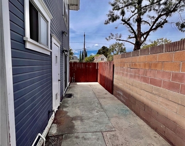 129 W Palmyra - Photo Thumbnail 4