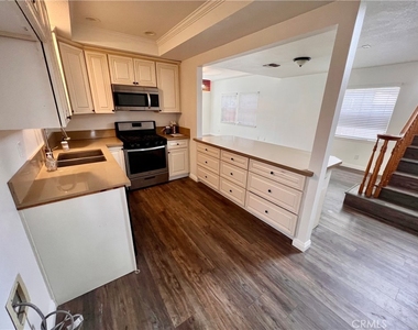 129 W Palmyra - Photo Thumbnail 11