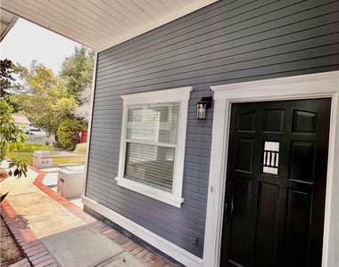 129 W Palmyra - Photo Thumbnail 2