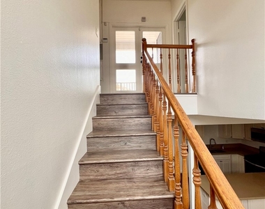 129 W Palmyra - Photo Thumbnail 18