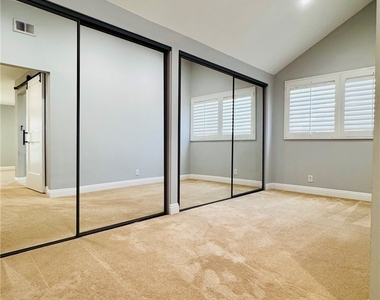 1413 W Moore - Photo Thumbnail 9