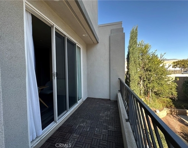 106 Eureka Place - Photo Thumbnail 12