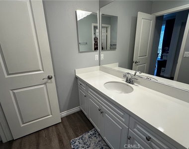 106 Eureka Place - Photo Thumbnail 26