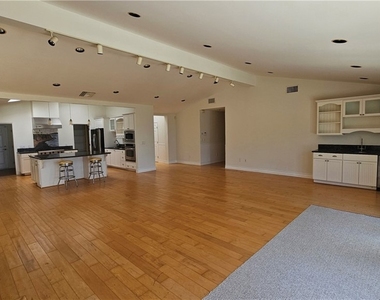30637 Rue De La Pierre - Photo Thumbnail 15