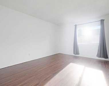 2920 Briarwood Road - Photo Thumbnail 11