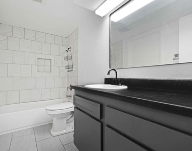 2920 Briarwood Road - Photo Thumbnail 14