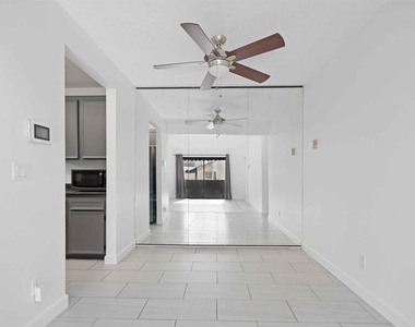 2920 Briarwood Road - Photo Thumbnail 7