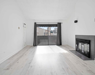 2920 Briarwood Road - Photo Thumbnail 2