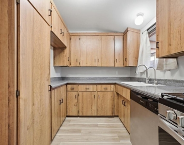9320 Earl Street - Photo Thumbnail 1