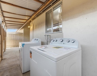 9320 Earl Street - Photo Thumbnail 18