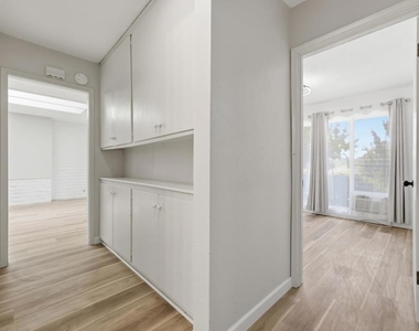 9320 Earl Street - Photo Thumbnail 6