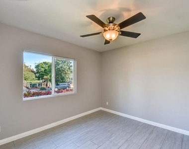 321 N Lima Street - Photo Thumbnail 21