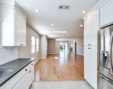 321 N Lima Street - Photo Thumbnail 14