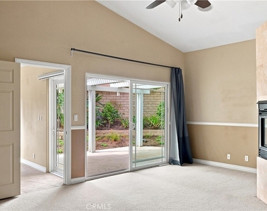 6132 E Baja Drive - Photo Thumbnail 2