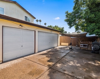 330 E 101st Street - Photo Thumbnail 17